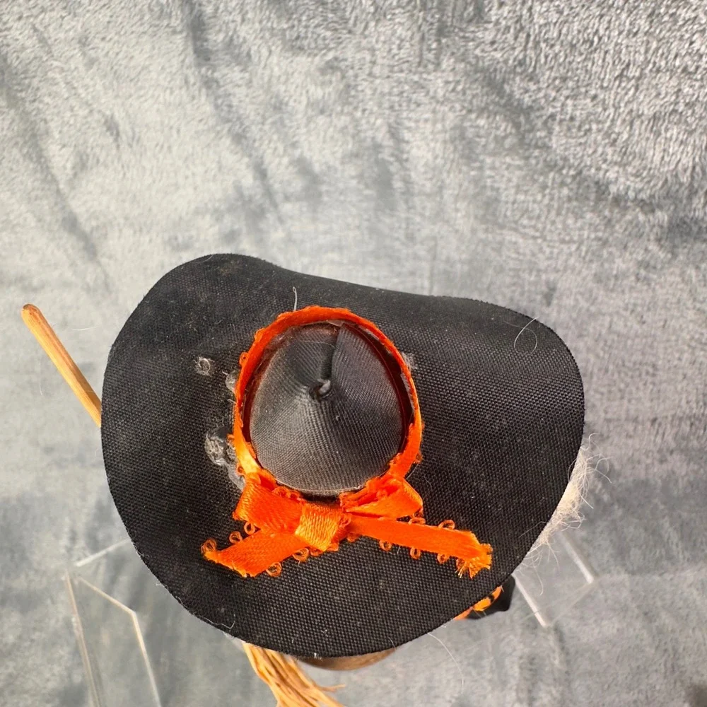 Handmade‎ Halloween Witch Doll on Wood Base Broom Pumpkin Signed Annette
